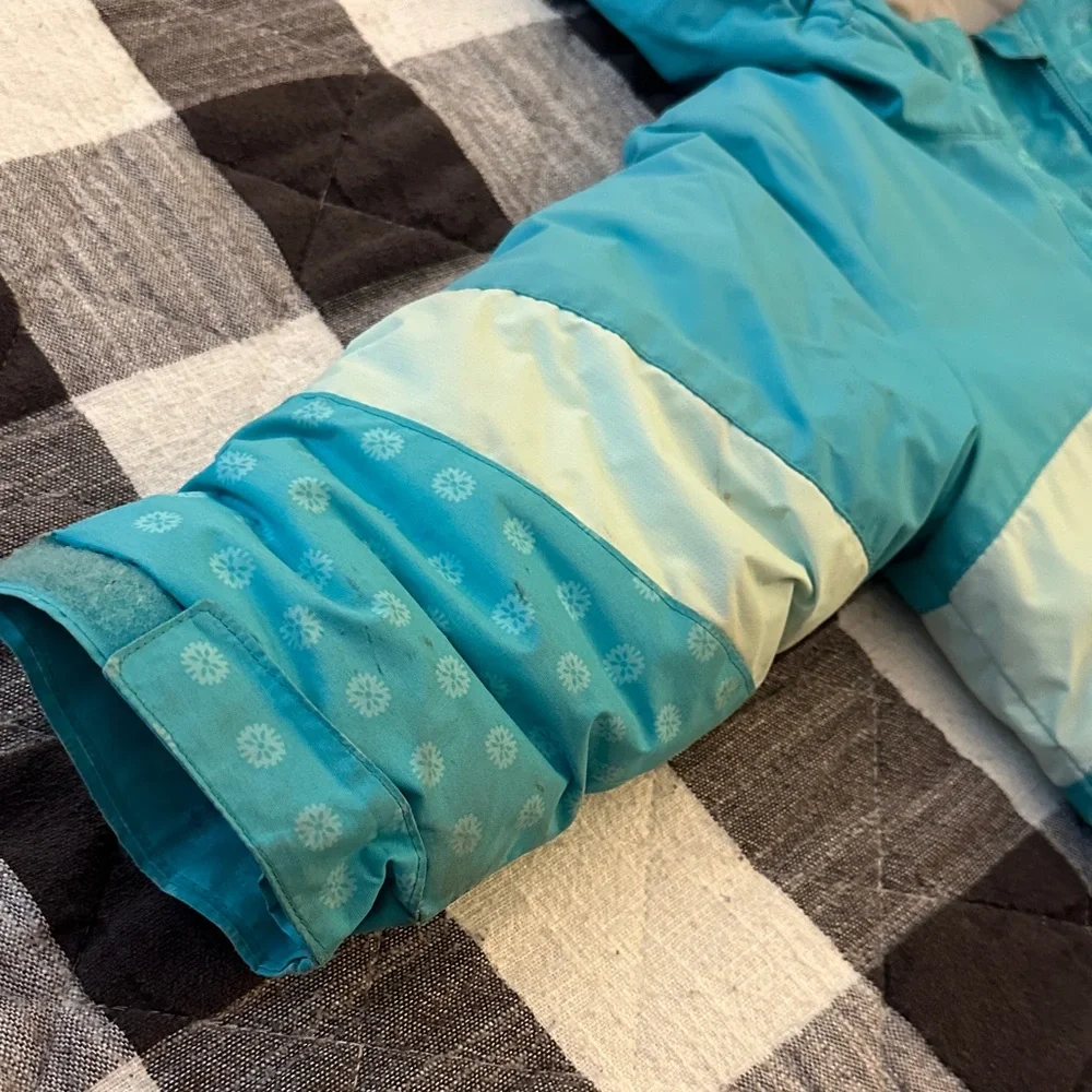 •COLUMBIA• Kids 4T Winter Jacket - Picture 4 of 8